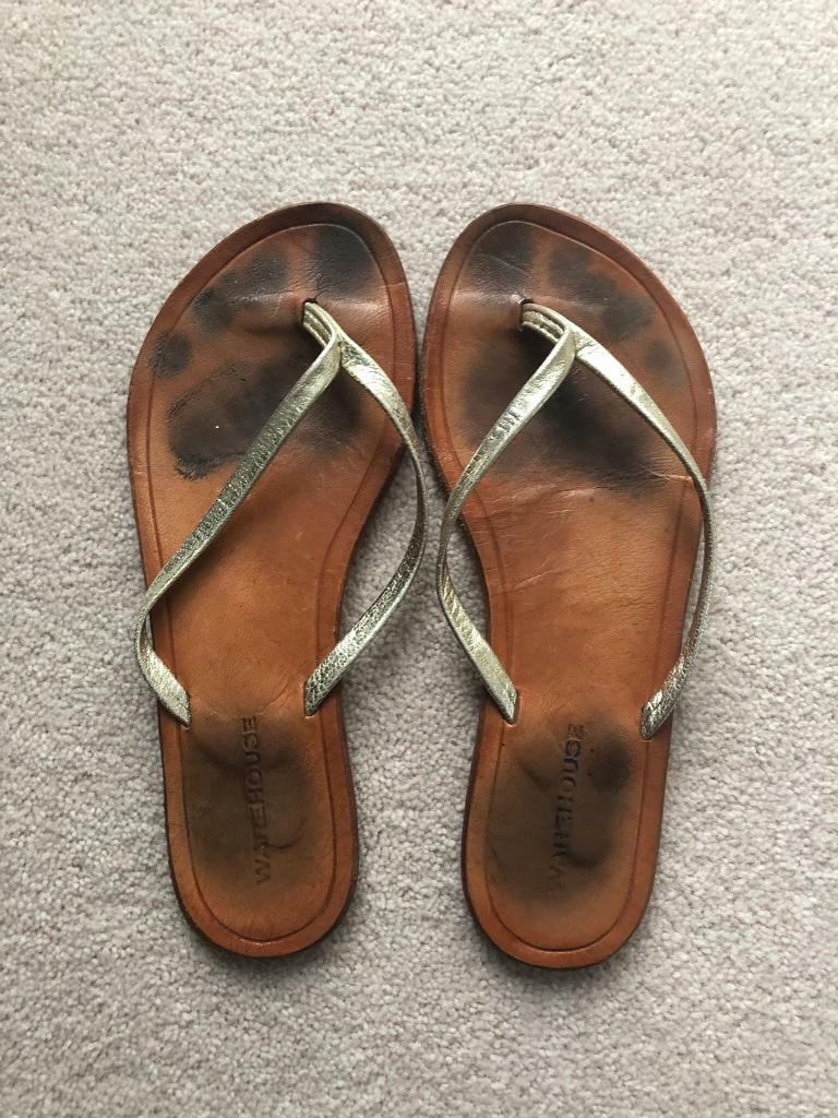 worn out flip flops